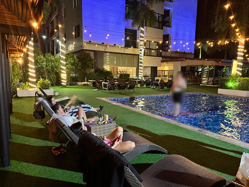 飯店 大泳池 韓國城 休息 輕鬆